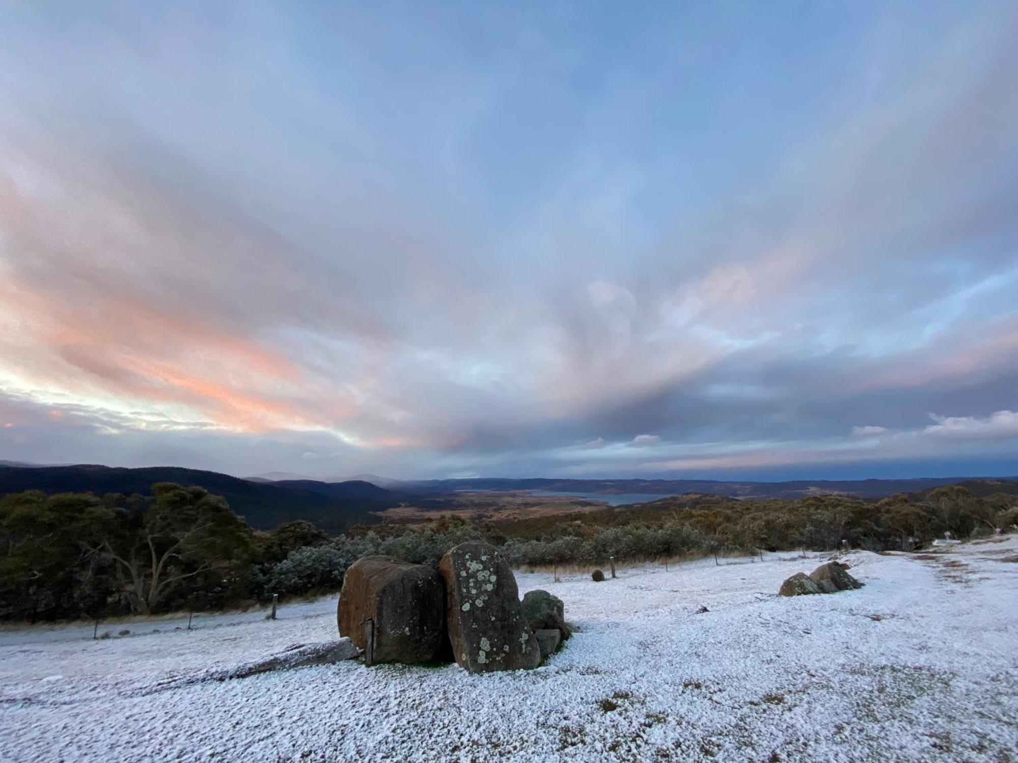 Altitude 1260 Villa Jindabyne Luaran gambar